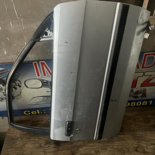 Puerta Delantero derecho Toyota corsa 95-97