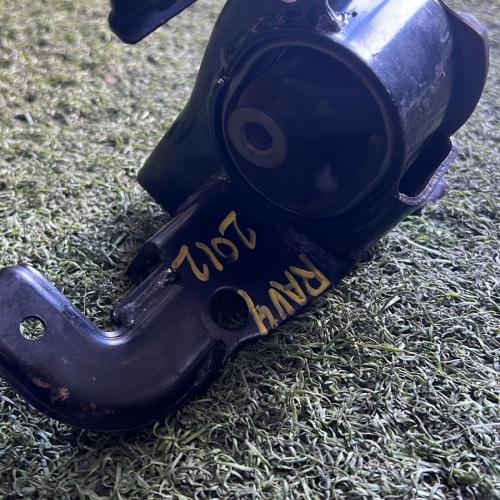 Soporte de motor Toyota Rav-4 2012