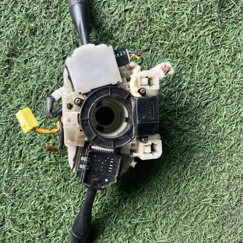 Palanca de Luz Mitsubishi 97-04 Chariot-Lanser-Eclipse 2000-10  PL10002